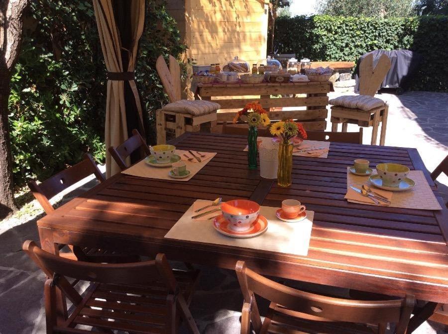 Bed&Breakfast Val Di Lupa Castellina Marittima Exterior foto